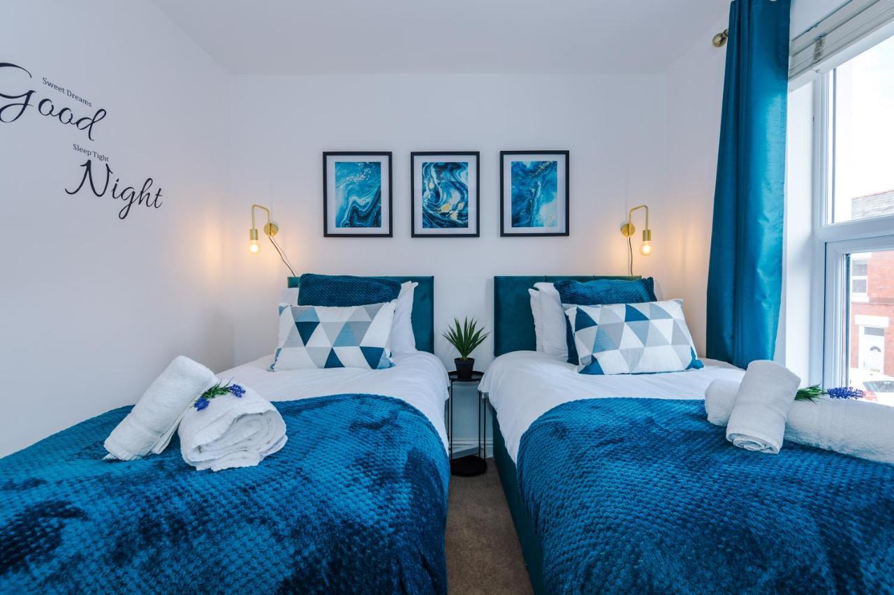 Pristine 2-Bed House In Chester By 53 Degrees Property, Ideal For Families & Small Groups, Great Location - Sleeps 6 Hough Green Ngoại thất bức ảnh